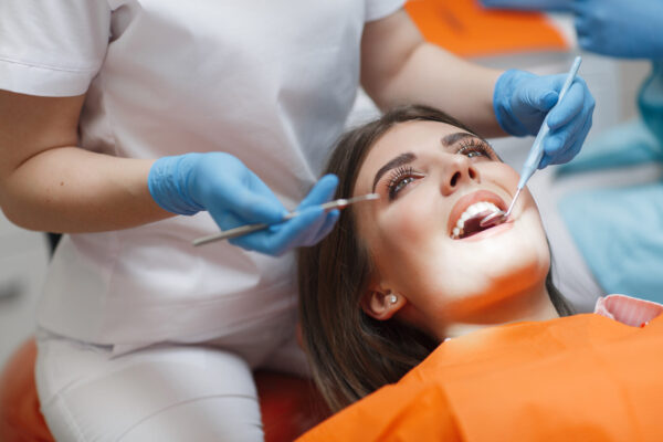 zobozdravnica, zobozdravniški pregled, zobozdravnik